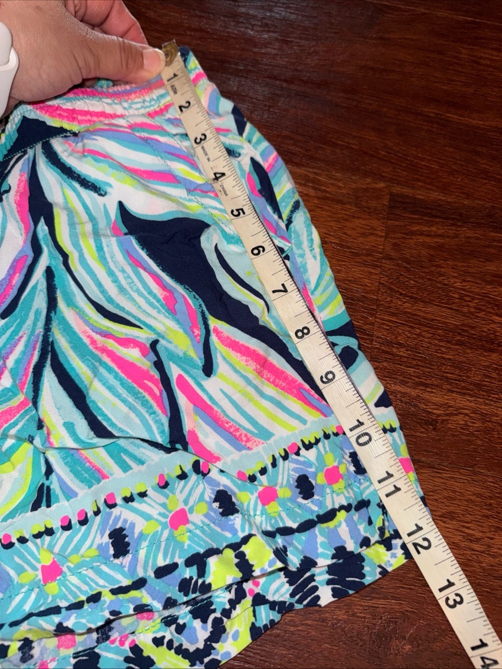 Women's Lilly Pulitzer Katia High Tide Dancing Lady Shorts- Pull On- Size M - Picture 7 of 8